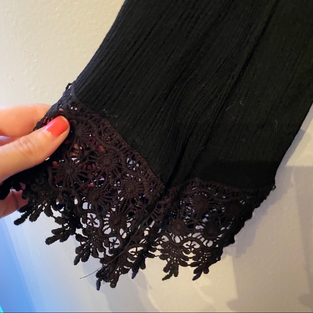Black blouse - Picture 2 of 4